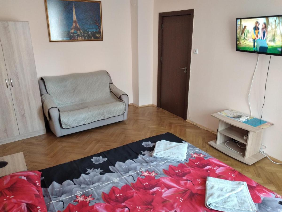 Варна Хостел Exterior foto
